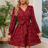 Robe de cocktail en dentelle, col en V, robe d'invité de mariage, manches longues, ceinture à la taille